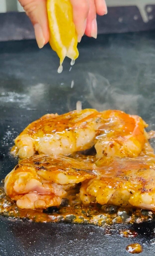 adding lemon to chicken