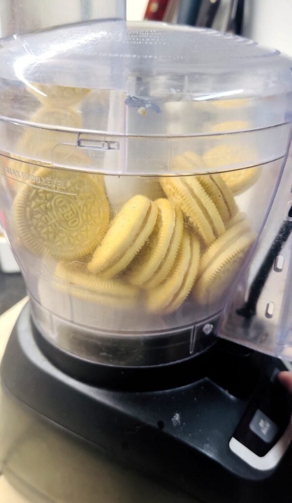 oreos in a food processor