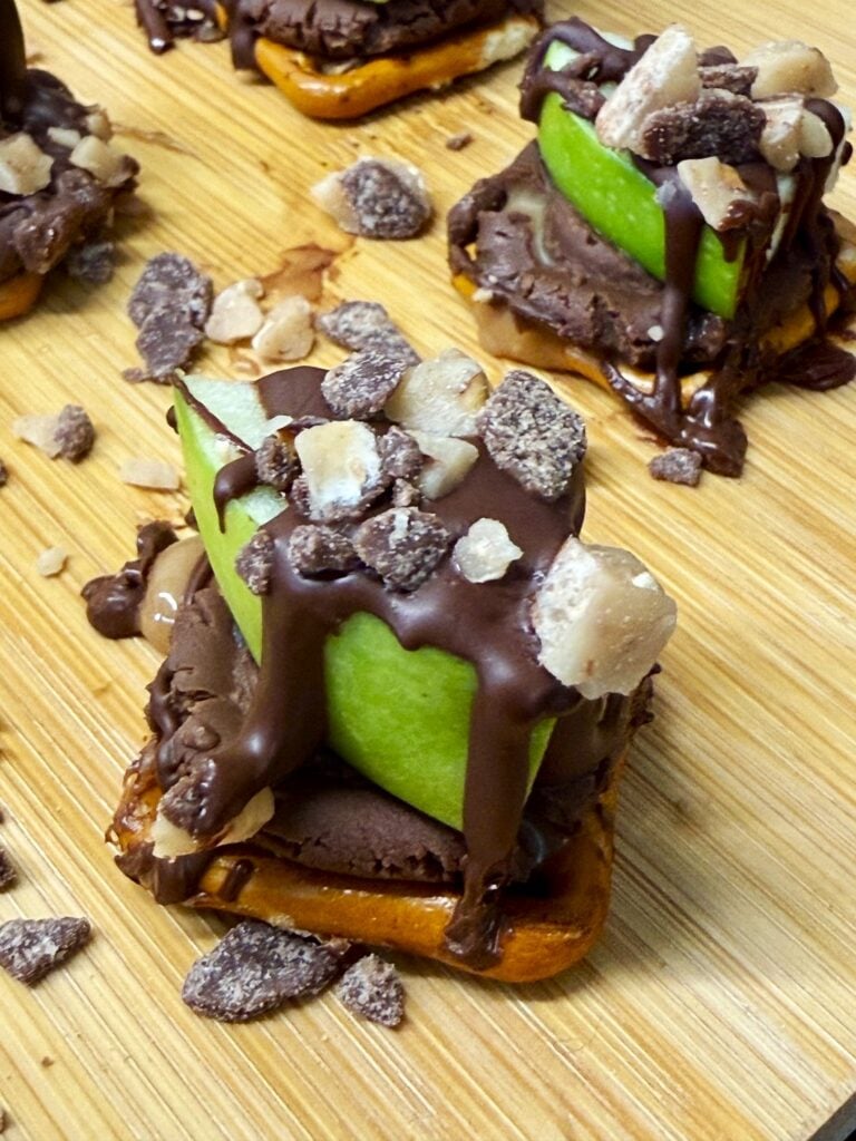 Caramel Apple Pretzel Bites
